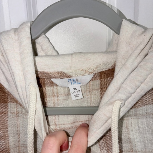 Time and Tru Cream and Brown Plaid Hoodie - Picture 2 of 2
